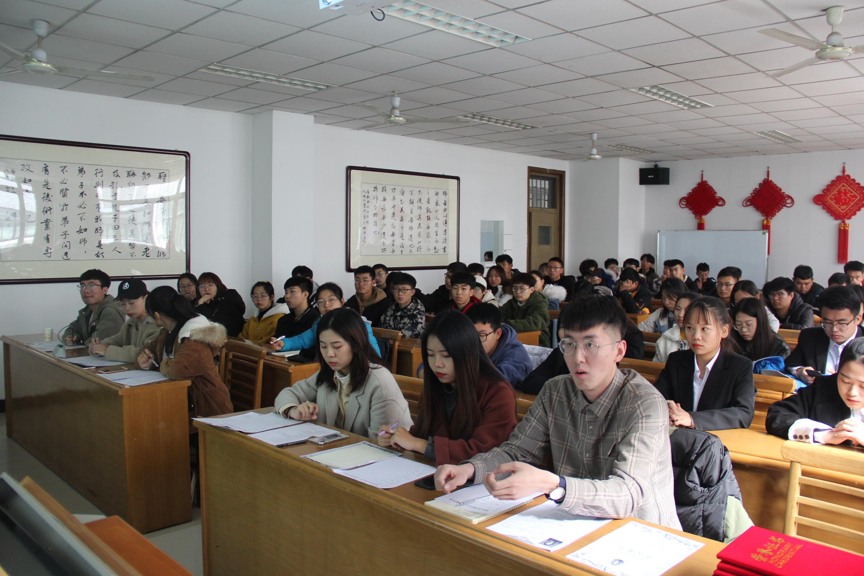 植物保护学院举办第十届职场礼仪与简历设计大赛 (2).jpg